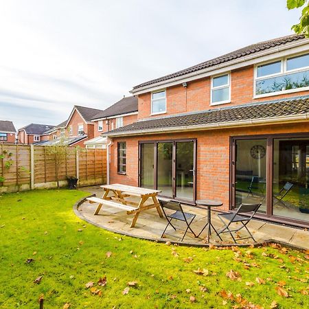 The Green- Beautiful & Spacious 5 Bed Detached In Worsley, Manchester 外观 照片