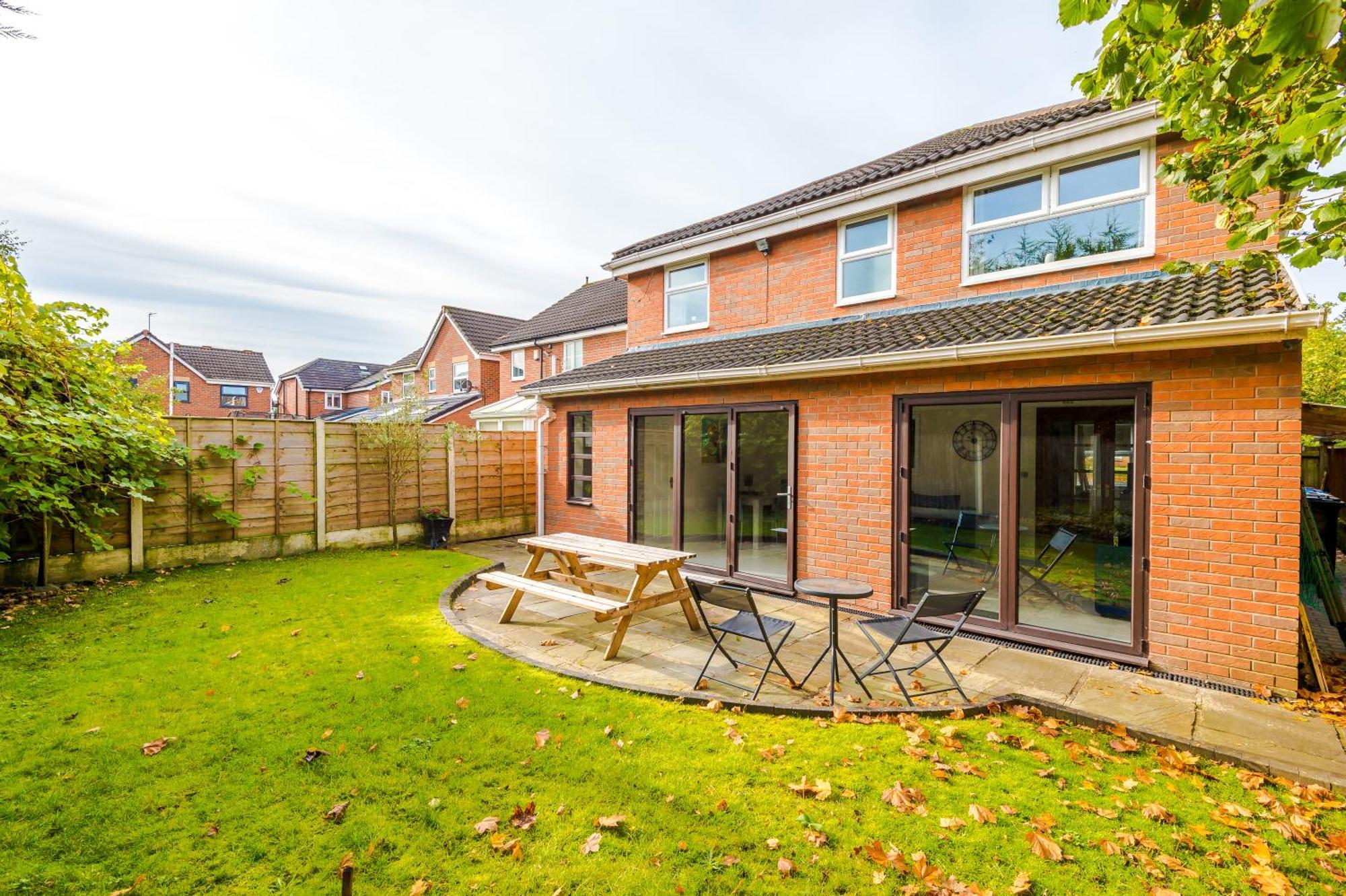 The Green- Beautiful & Spacious 5 Bed Detached In Worsley, Manchester 外观 照片