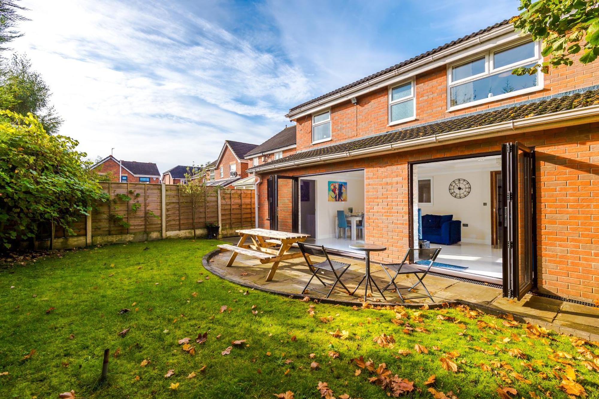 The Green- Beautiful & Spacious 5 Bed Detached In Worsley, Manchester 外观 照片