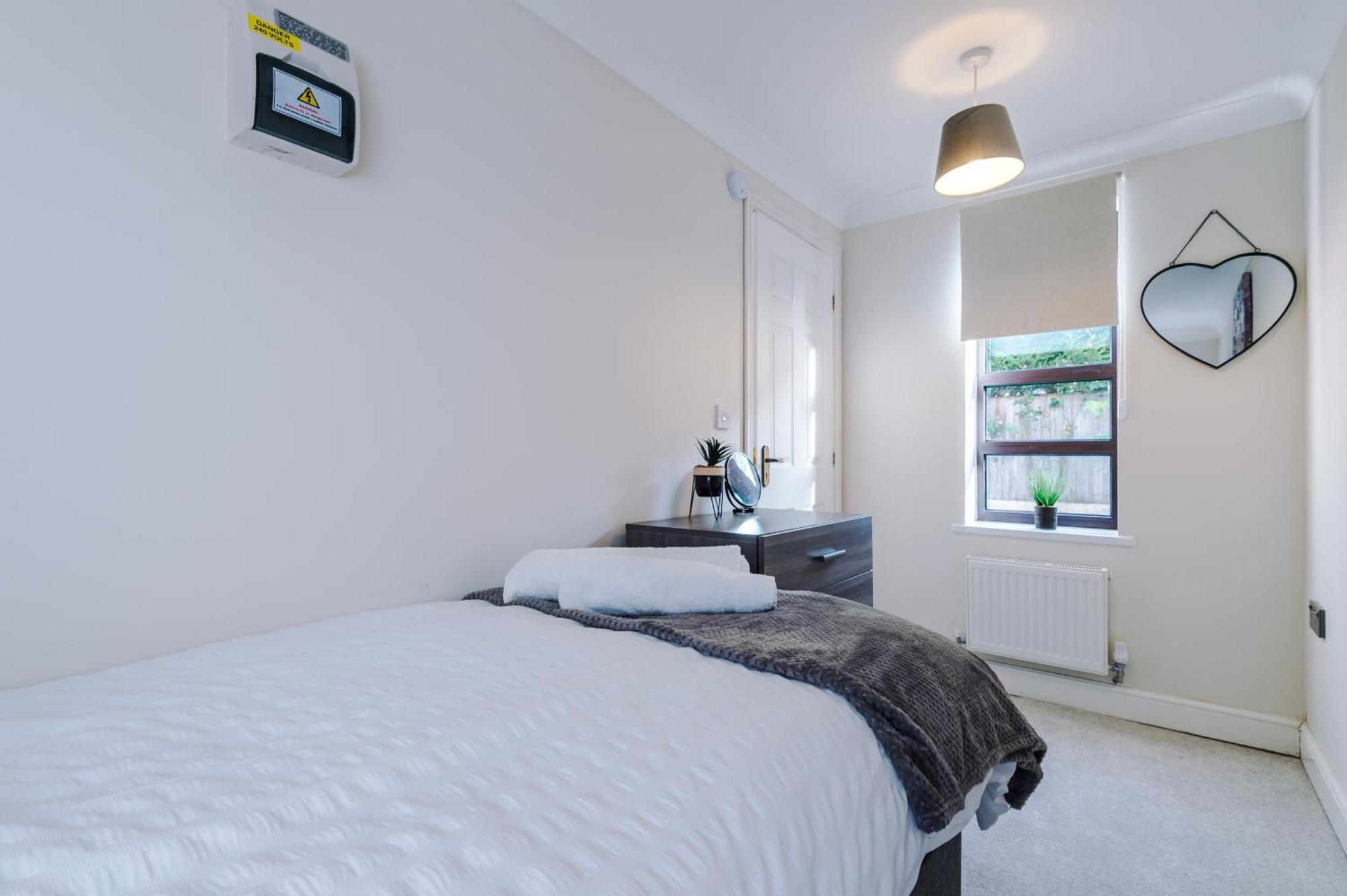 The Green- Beautiful & Spacious 5 Bed Detached In Worsley, Manchester 外观 照片