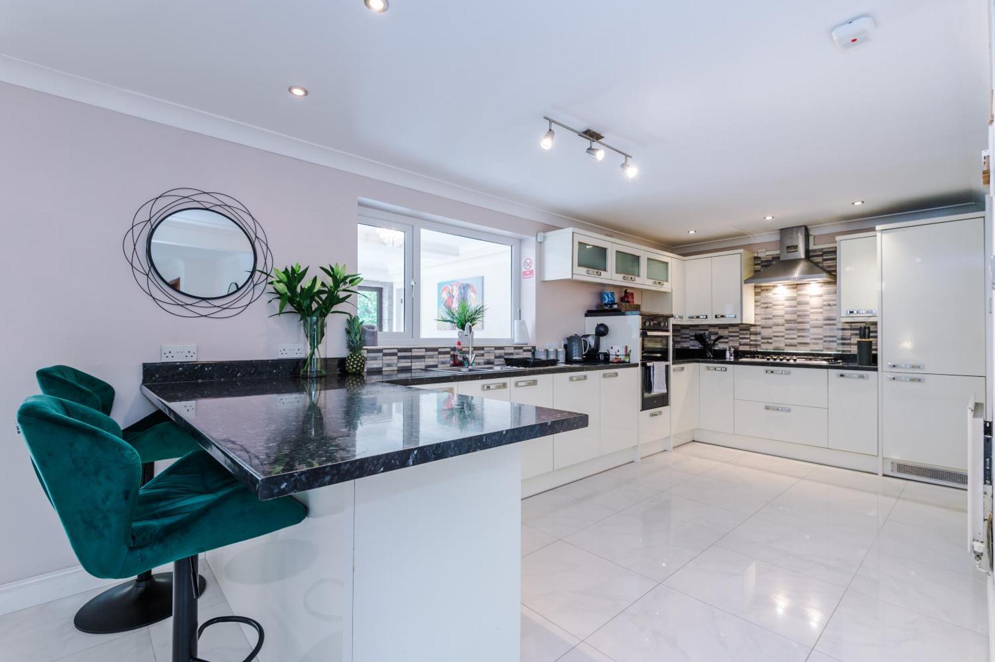 The Green- Beautiful & Spacious 5 Bed Detached In Worsley, Manchester 外观 照片